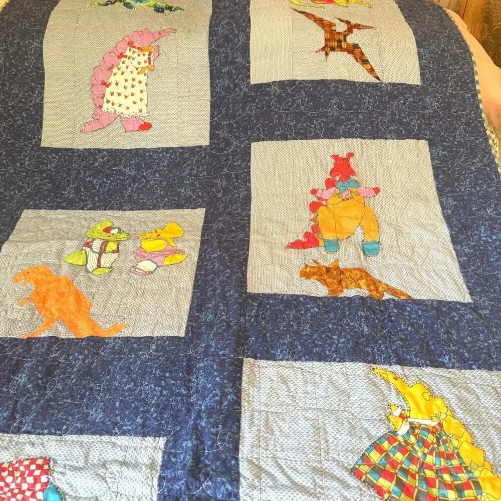 Hand Made Vintage Crib Quilt 42x66 Dinosaur Themed Rustic Retro Machine Quilted